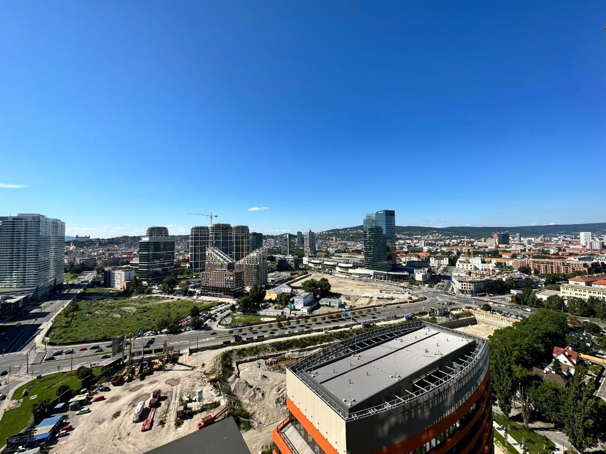 Vyhlad Na Mesto, 24. Poschodie, Free Parking Appartement Bratislava